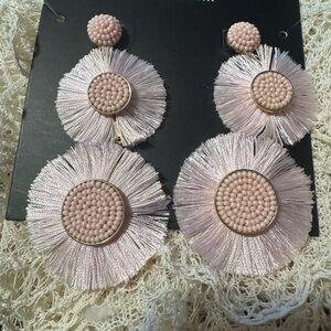 Chic Blush Pink Tassel Dangle earrings